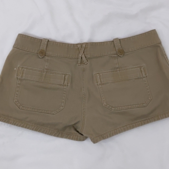 DELIA*S Tibbi Dark Khaki Shorts Size 5/6 - Picture 2 of 7